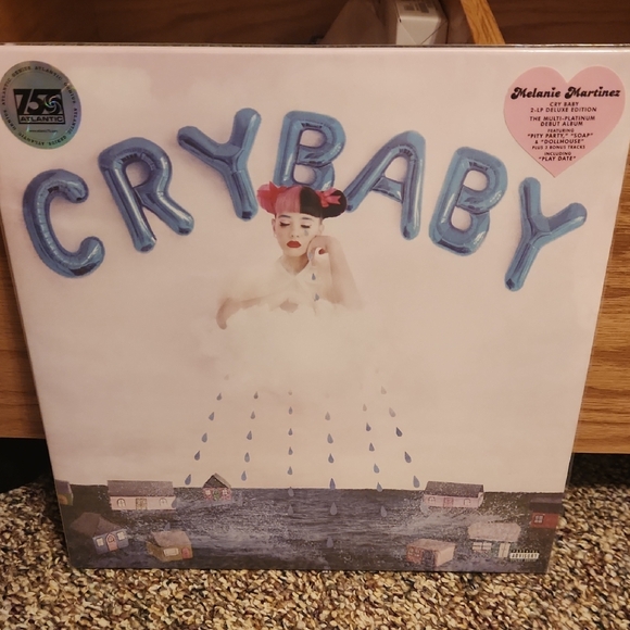Melanie Martinez Cry Baby Vinyl Record - Picture 1 of 3